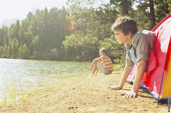 Volné víkendy a denn est hodin práce - to je reim workcamp. Zbytek asu se úastníci poznávají.