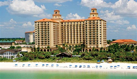 Hotel Ritz-Carlton ve mst Naples na Florid. 