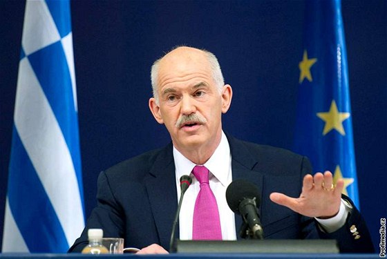 ecký premiér Jorgos Papandreu poádal o pomoc pro zadluenou zemi.