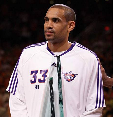 Grant Hill z Phoenixu Suns pebr NBA Sportsmanship Award 