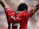 HRDINA. Nani z Manchesteru United zved� ruce nad hlavu, p�ed chv�l� rozhodl g�lem o v�t�zstv� sv�ho t�mu.