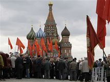 Rut komunist slav 140. narozeniny V.I. Lenina na Rudm nmst v Moskv (22. dubna 2010)
