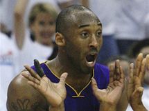 Kobe Bryant z LA Lakers se div rozhodnut sudho Seana Corbina