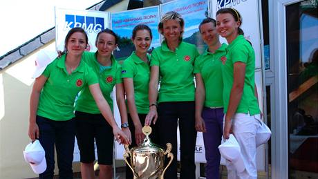 Vít�zný tým Severu v Lady Abrahams Trophy 2010.