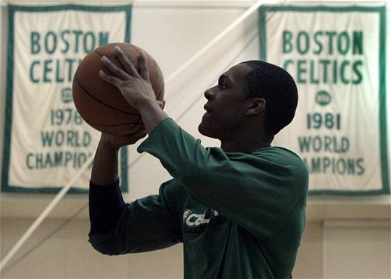 Rajon Rondo  na tréninku Bostonu Celtics