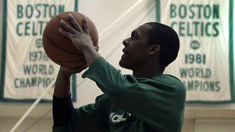 Rajon Rondo  na tréninku Bostonu Celtics