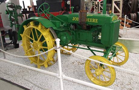 Star traktor v muzeu John Deere