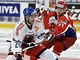 FAUL? �esk�ho �to�n�ka Jakuba Klepi�e h�kuje rusk� hr�� Konstantin Gorovikov.