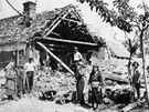 Daleice na archivnch snmcch po bombardovn v roce 1945