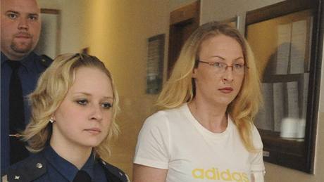 Simona Veverková dostala u Krajského soudu v Ostrav 12 let za vradu kamarádky.