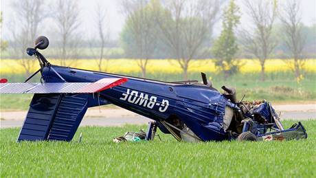 Zícený letoun v nm chtl Nigel Farage lákat jet na poslední chvíli volie (6. kvtna 2010)