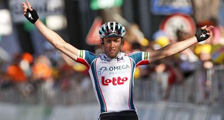 Vítz 6. etapy cyklistického Gira Matthew Lloyd z Austrálie