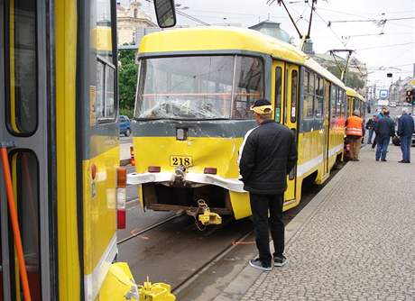 V Plzni se srazily tramvaje. (10. kvtna 2010)