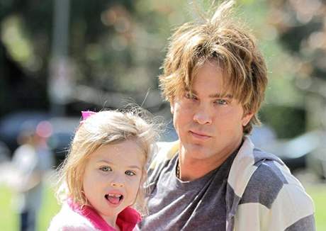 Larry Birkhead s dcerou Dannielynn