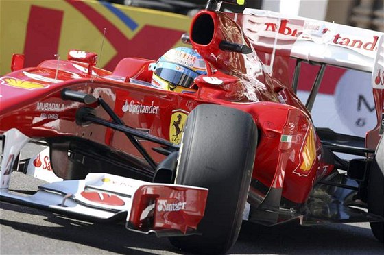 Fernando Alonso pi prvním tréninku na Velkou cenu Monaka