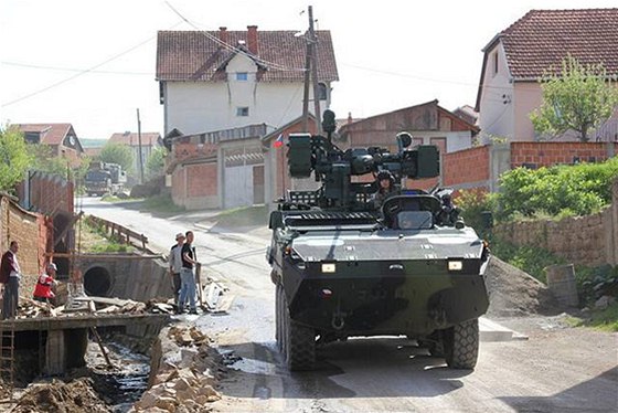 Vsetínská zbrojovka dodávala munici pro armádní obrnný transportér Pandur.