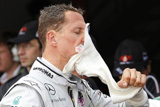 ZKLAMÁNÍ. Michael Schumacher v Monaku.