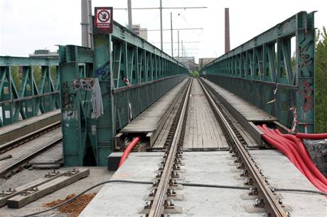 "Provizorn" tramvajov most Troja