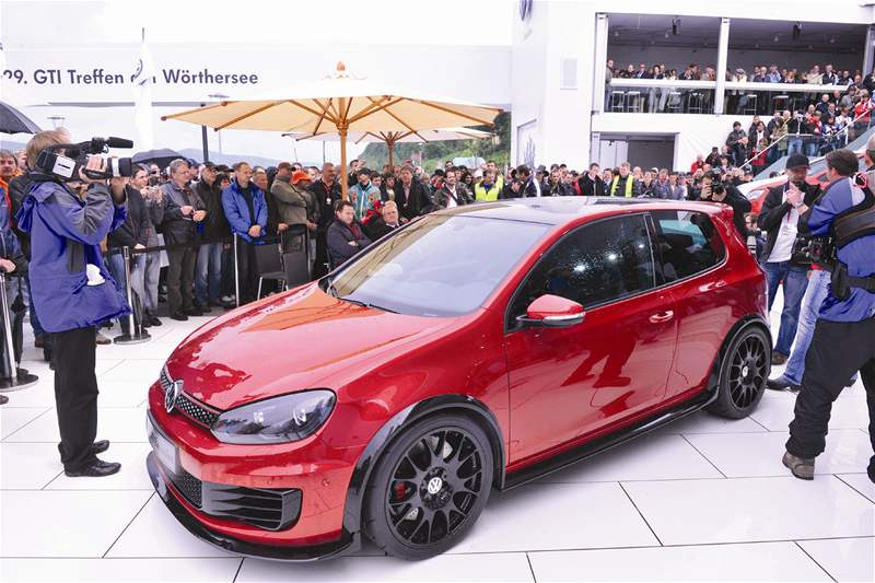 Volkswagen Golf GTI  Excessive Study