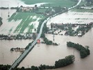 Záplavy z letadla - rozlitá Odra v okolí Bohumína (18. kvtna 2010)