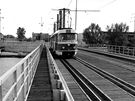 Pvodní tramvajový most v Troji