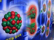 Jihokorejka prochz kolem diagramu termonuklrn fze. (12. kvtna 2010)