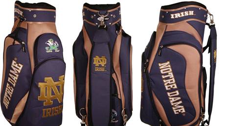 Vybavení hráčů a hráček univerzitního týmu Notre Dame.