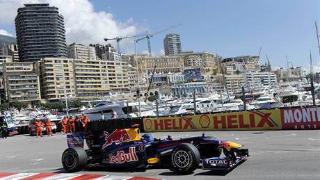 Sebastian Vettel pi tréninku na Velkou cenu Monaka.