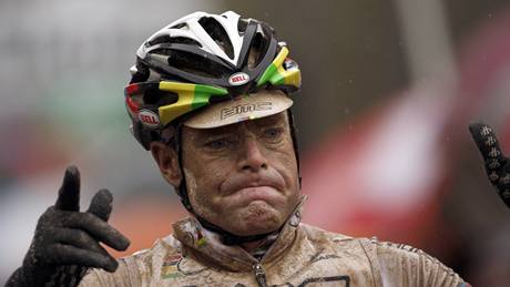 Cadel Evans vítzí v sedmé etap Giro d´Italia