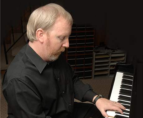 Pianista Skip Wilkins