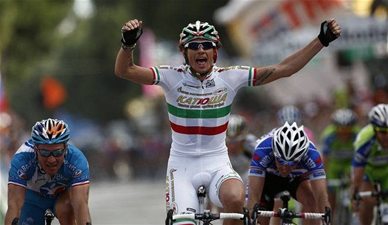 Filippo Pozzato coby vítz etapy na Giru