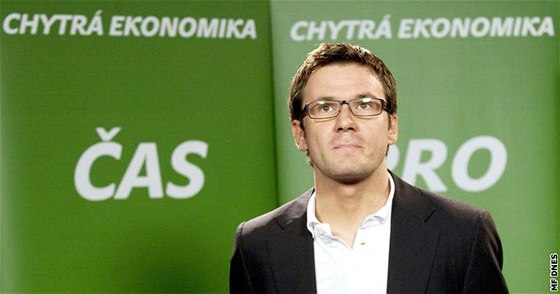 Zklamaný Ondej Lika ve volebním tábu Strany zelených v Praze. (29. kvtna 2010)