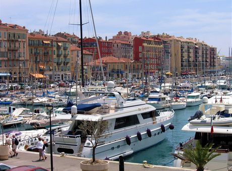 Francouzská riviéra, jachetní přístav v Nice