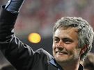ÚSP̊NÝ KOU. José Mourinho dovedl Inter Milán k triumfu v Lize mistr.
