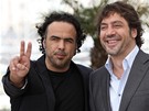 Cannes 2010 - reisér Alejandro González Iárritu a herec Javier Bardem (vpravo)
