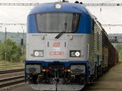 Lokomotova �ady 380 poprvé vede vlak