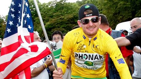 americký cyklista Floyd Landis se piznal k uívání dopingu