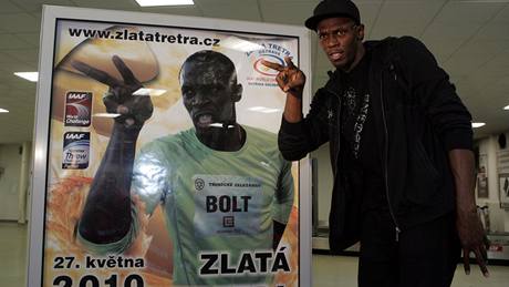 Usain Bolt si po p�íletu do Ostravy, d�ji�t� mítinku Zlatá tretra, neodpustil tradi�ní vtípky.
