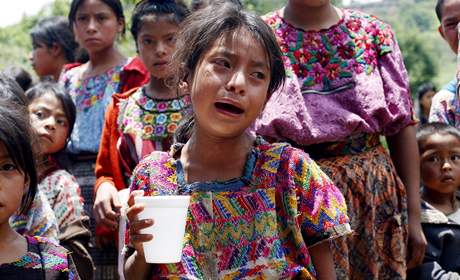 Tropick boue Aghata si v stedoamerick Guatemale vydala nejmn 120 lidskch ivot (30. kvtna 2010)