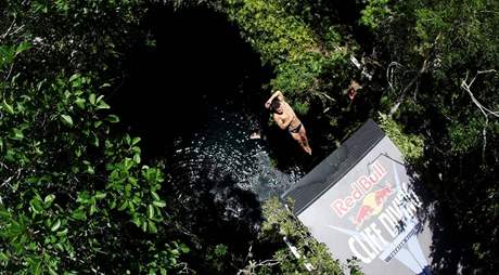 Red Bull Cliff Diving na Yucatánu