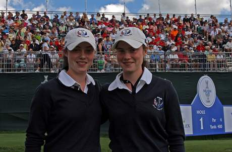 Leona a Lisa Maguireovy, golfová dvojata z Irska.