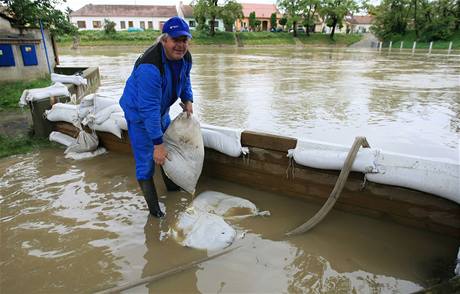 Zplavy ve Vesel nad Moravou (2. ervna 2010).