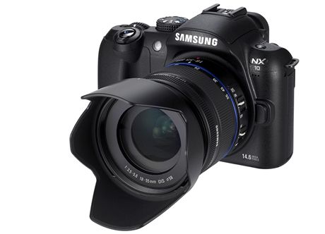 Samsung NX10 + 18-55 mm OIS