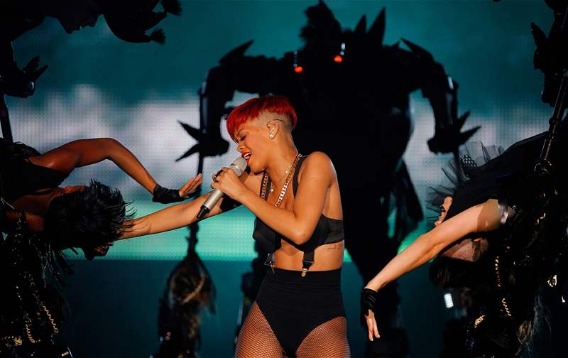 Rihanna v Praze koncertovala v beznu 2008.