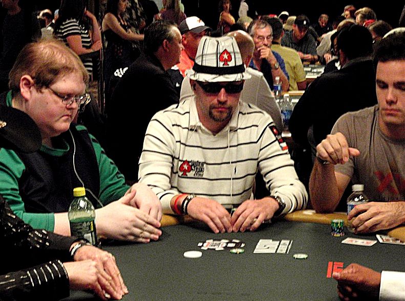 DRUHÝ �ECH V HISTORII. Martin Hrubý se ve Vídni stal teprve druhým �echem, který se v presti�ní sérii European Poker Tour dostal a� na finálový st�l.