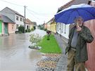 Záplavy v Milonicích na Vykovsku (2. ervna 2010).
