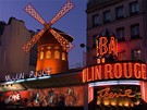 Moulin Rouge (ervený mlýn) dnes zamstnává kolem 400 tanenic a taneník