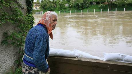 Záplavy ve Veselí nad Moravou (2. června 2010).