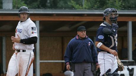 Draci Brno - Heidenheim Heidekopfe: domácí baseballista Budský bí na metu