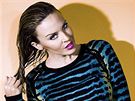 Zpvaka Kylie Minogue v plavkách na fotografiích pro asopis Blackbook.